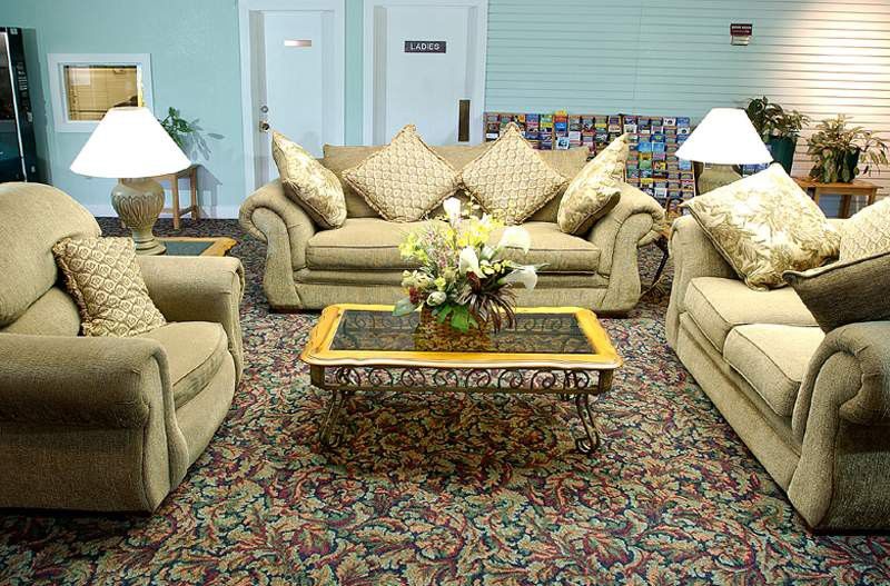 Days Inn Tampa North Of Busch Gardens Lutz Buitenkant foto